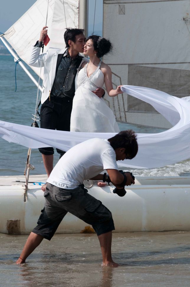 Wedding photos - On the boat