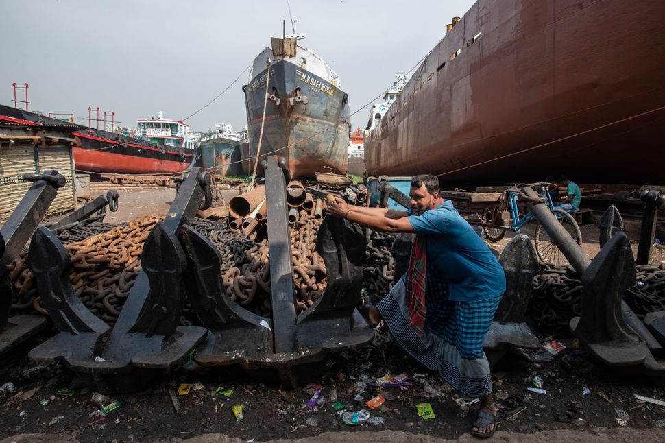 Dhaka shipyards