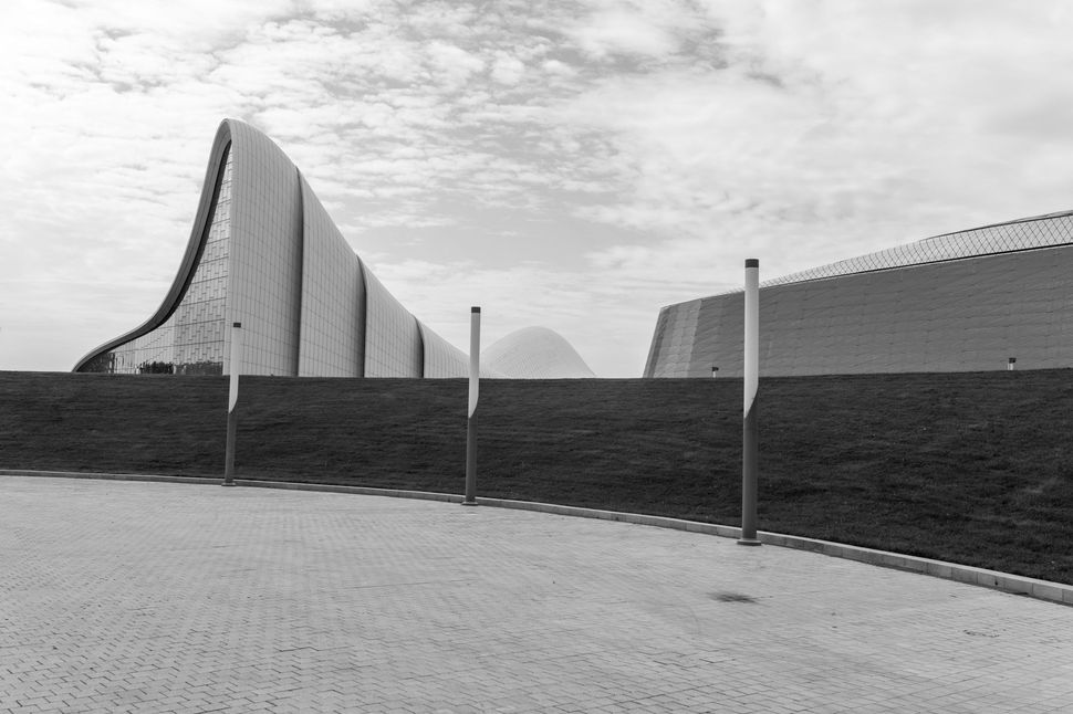 Heydar Aliyev Centre, Baku