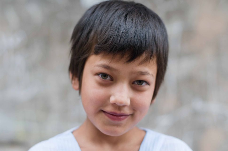 Young Uyghur girl, Kashgar old town, 2