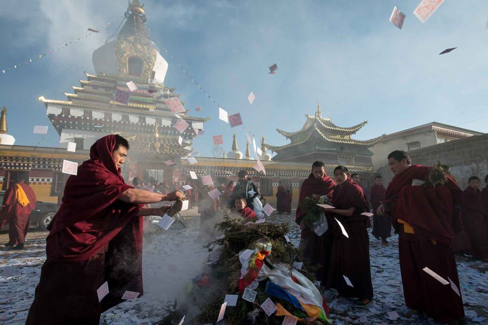 Monlam - Tibetan New Year 2018; Si monastery, Sichuan, China